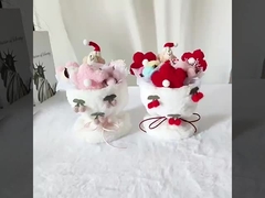 발렌타인 데이와 당신의 여자 친구와 가장 친한 친구에 대한 크리스마스 선물: 돌과 함께 부두를 설정