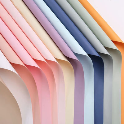 좋은 가격 두꺼운 고색 방수 꽃 포장 종이 56CM * 56CM 맞춤형 패키지 크기 60X30X3cm 온라인으로