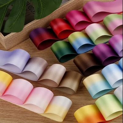 좋은 가격 두 색상 폴리에스터-고무 프린트 사틴 리본 머리 활 재료 액세서리 선물 꽃 팩 온라인으로