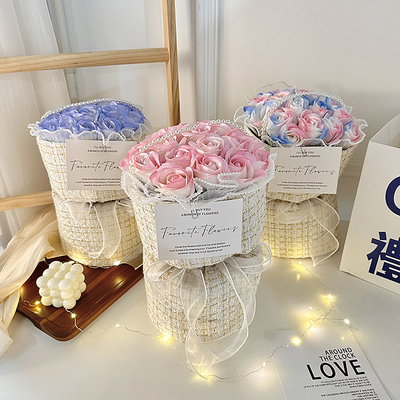 좋은 가격 퀴시 졸업 생일 20x35cm 다채로운 장미와 함께 솜씨 좋은 여자친구 선물 온라인으로