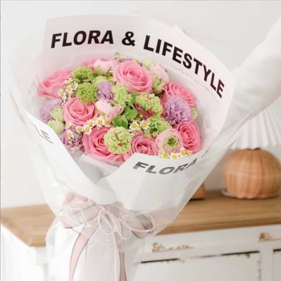 좋은 가격 방수 및 단순한 꽃꽃집 포장용 종이나, 흰색 영어 꽃 포장용 종이나, 꽃 진주 모양 종이나, 선물 및 선물 소재 온라인으로