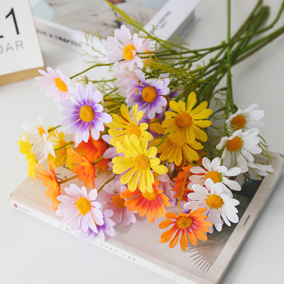 좋은 가격 Simulated flower chamomile decoration, fake flower mall living room decoration, flower bouquet, plastic dried flower table decoration, small daisy 온라인으로